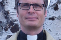 Arjeplogsprästen Niklas Westling är navet bakom kulisserna i filmfestivalen