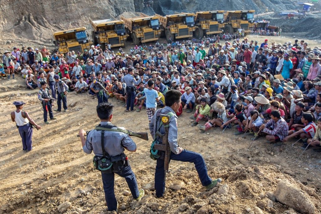Informella gruvarbetare Kachin State Myanmar