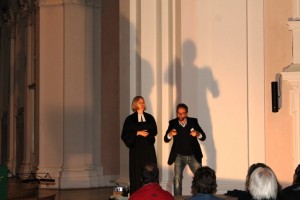 Del av konferensens rika andaktsliv på teckenspråk. Foto: Sigurdur Hafthorsson/IKON