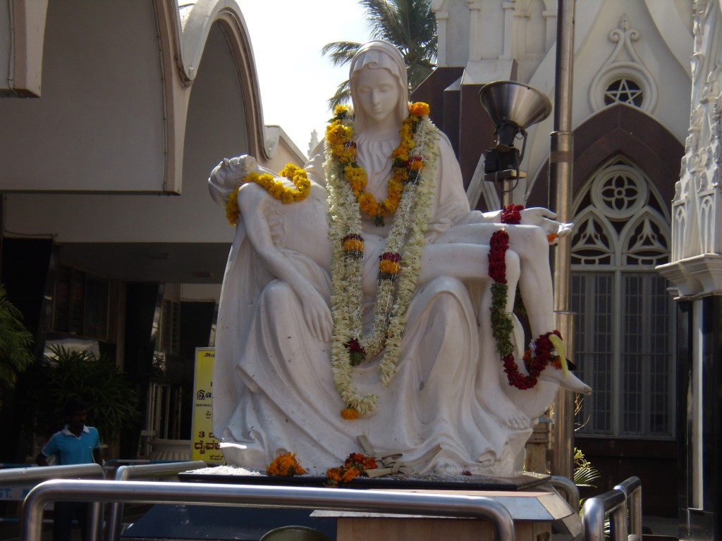 Jesus och Maria i Bangalore, Indien