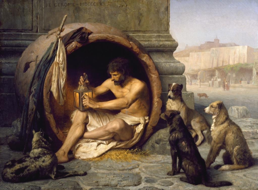 Diogenes, rätt extrem filosof som bodde i sin tunna. Man kan säga mycket om det men kanske inte pinsamt?
