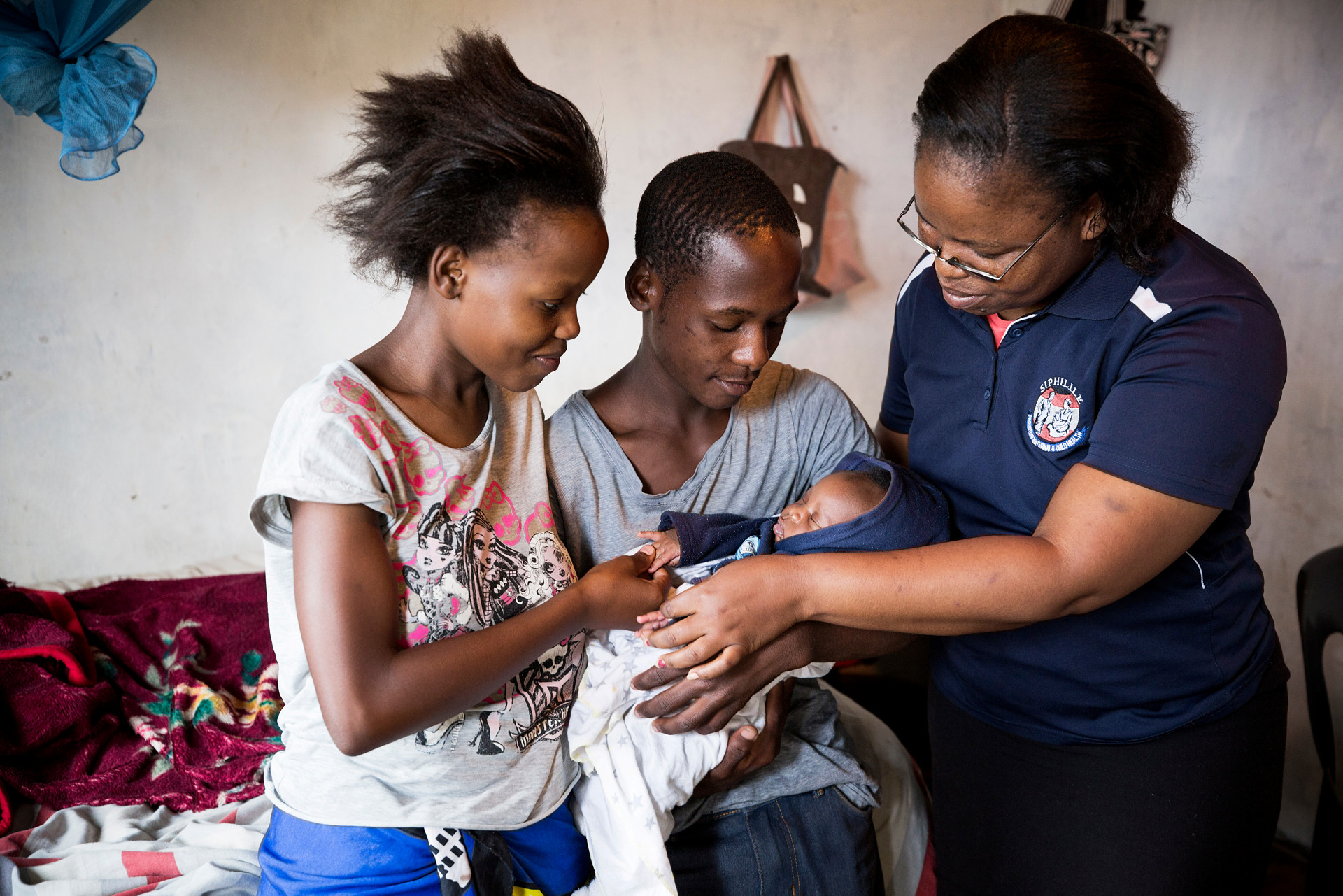 Hon önskar sig utbildning för sig själv och sitt nyfödda barn