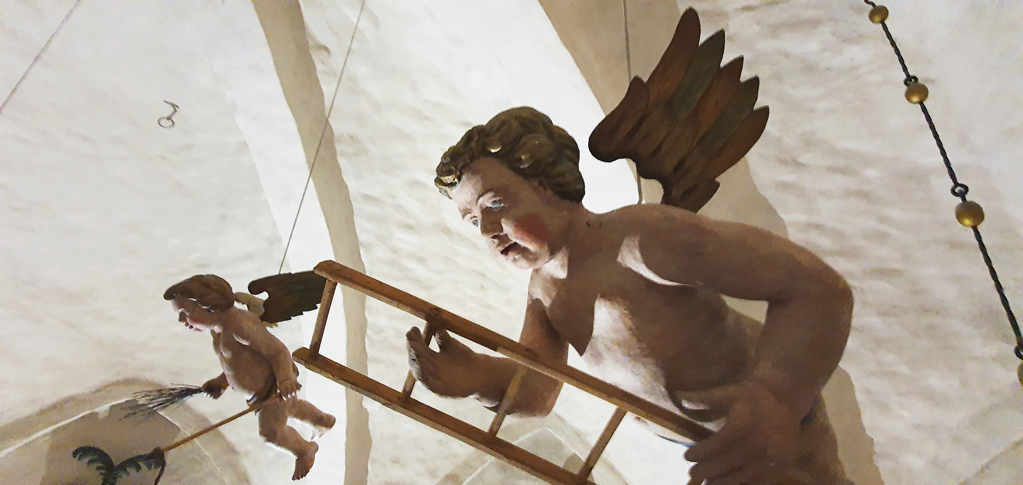 Änglarna ser åter dagens ljus