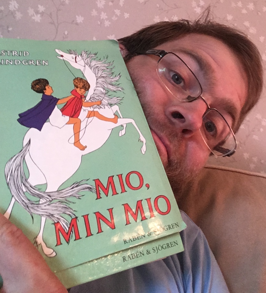 En präst läser Mio min Mio (igen)