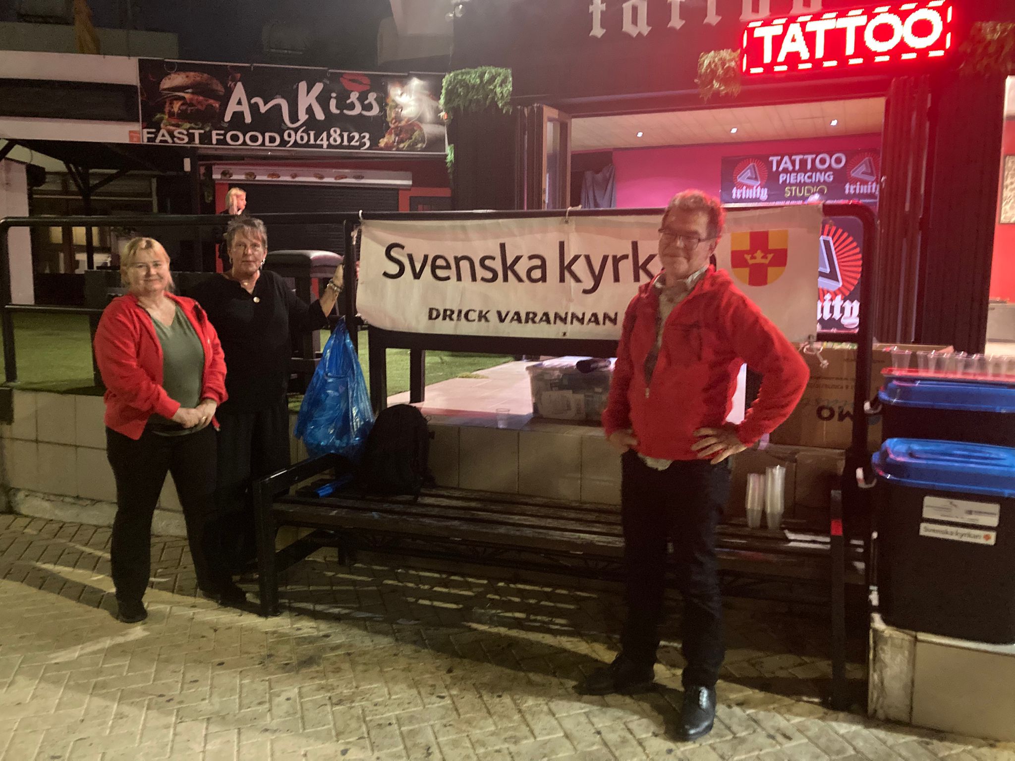 Vatten i natten, timme för timme i Ayia Napa